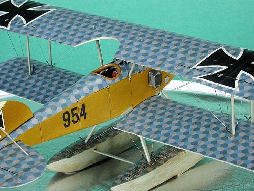 Albatros W4