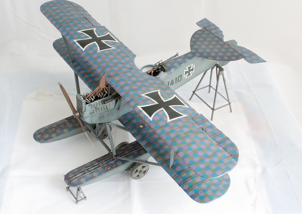 Hansa-Brandenburg W12