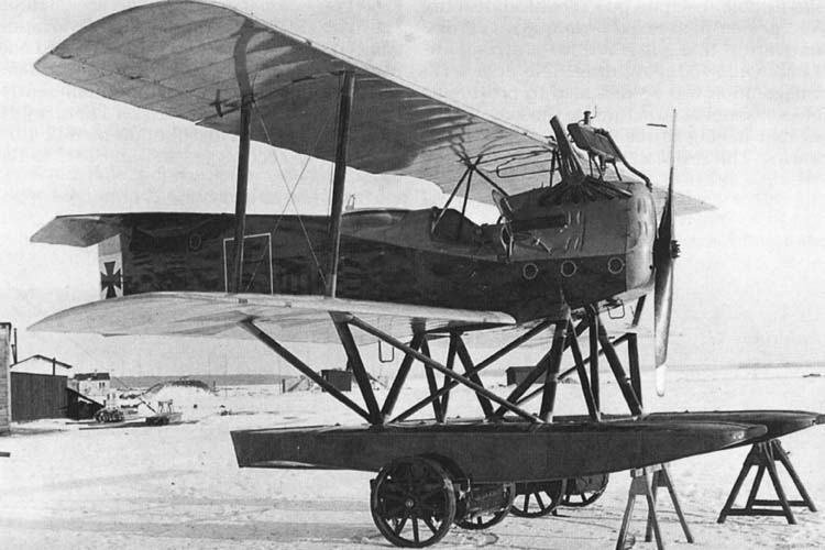 Hansa-Brandenburg W12