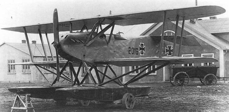 Hansa-Brandenburg W12