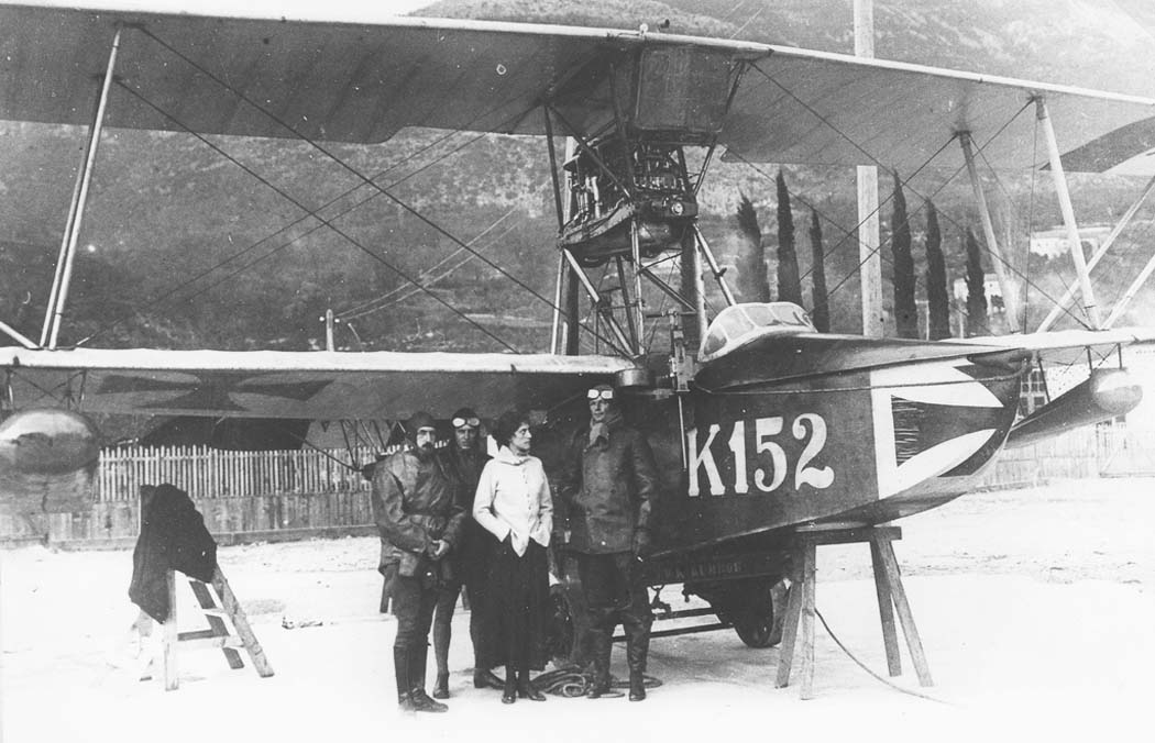 Hansa-Brandenburg W-13