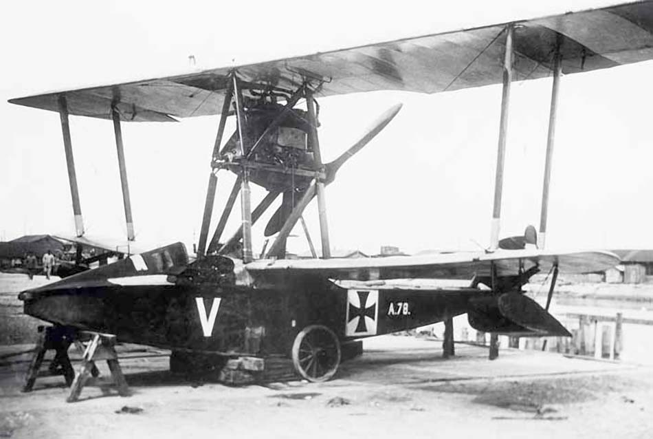 Hansa-Brandenburg W-18