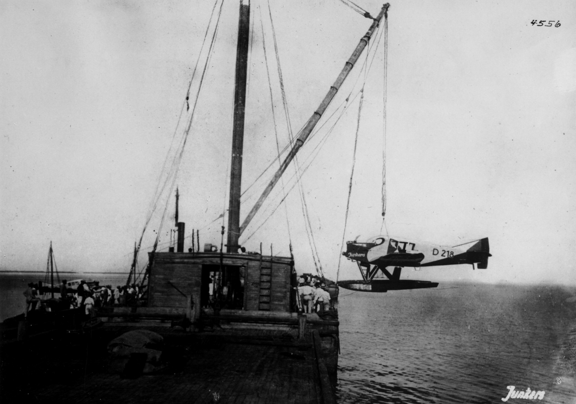 Junkers F-13