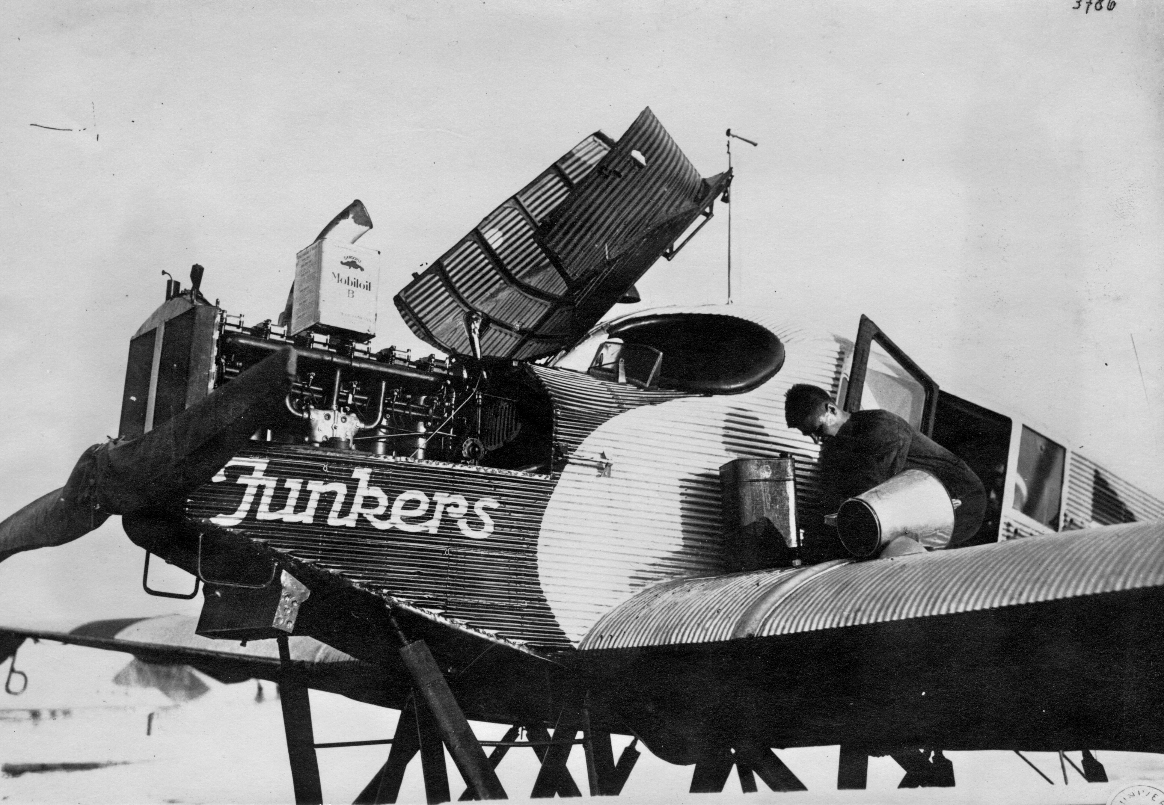 Junkers F-13