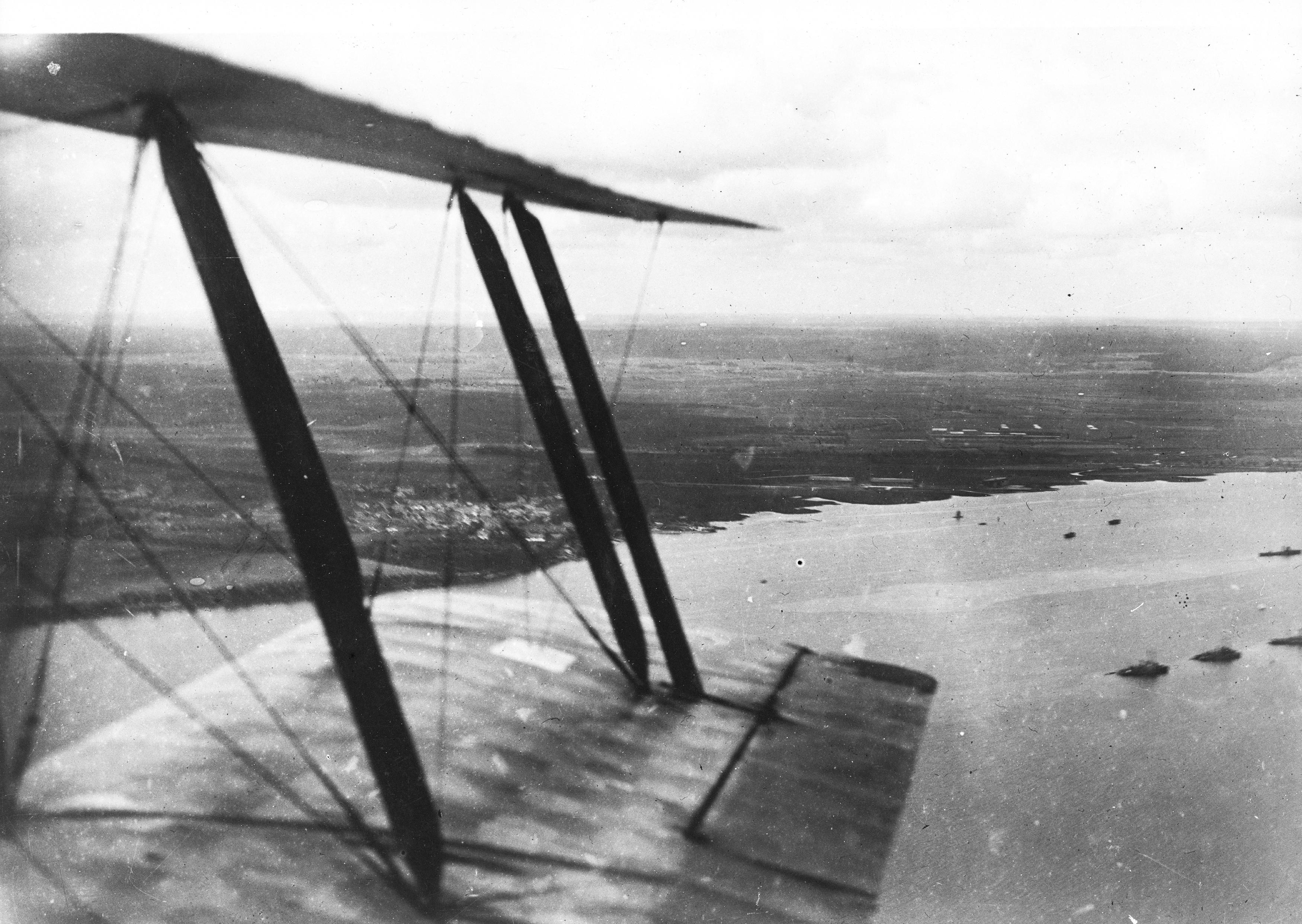 Lubeck-Travemunde F-4