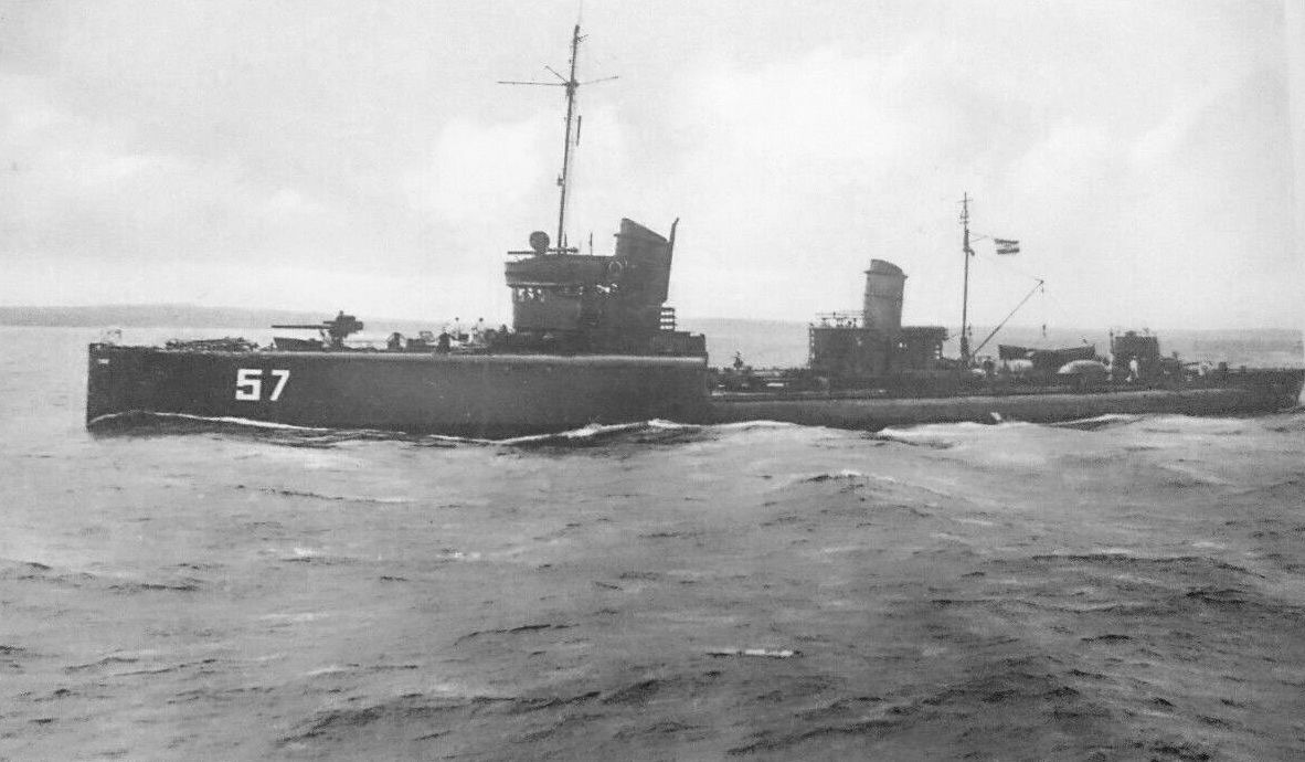 T157