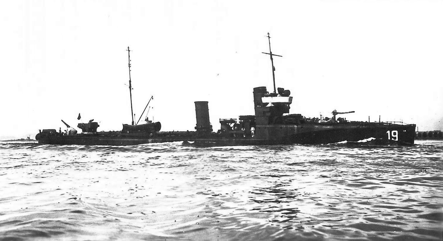 S19