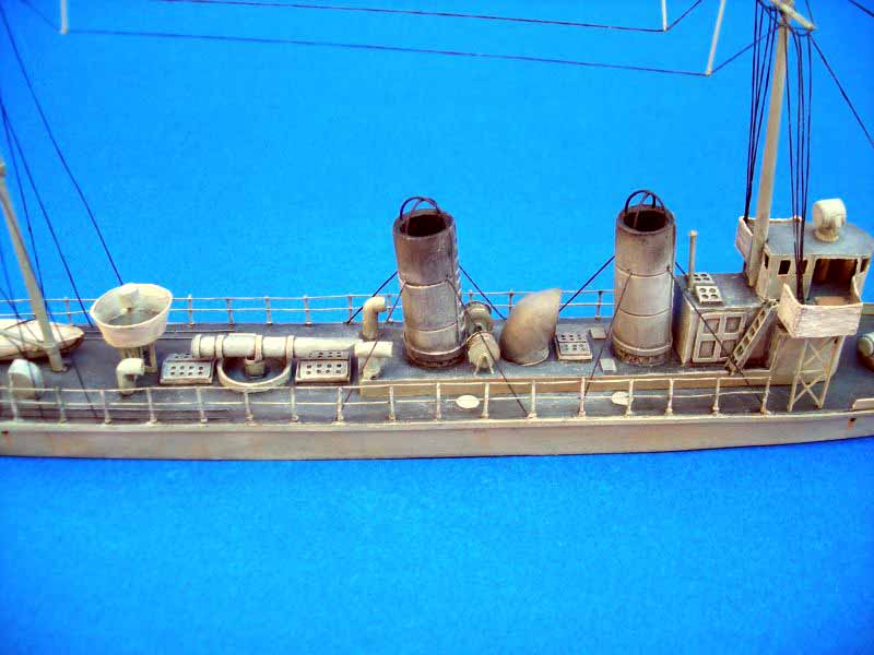 V105