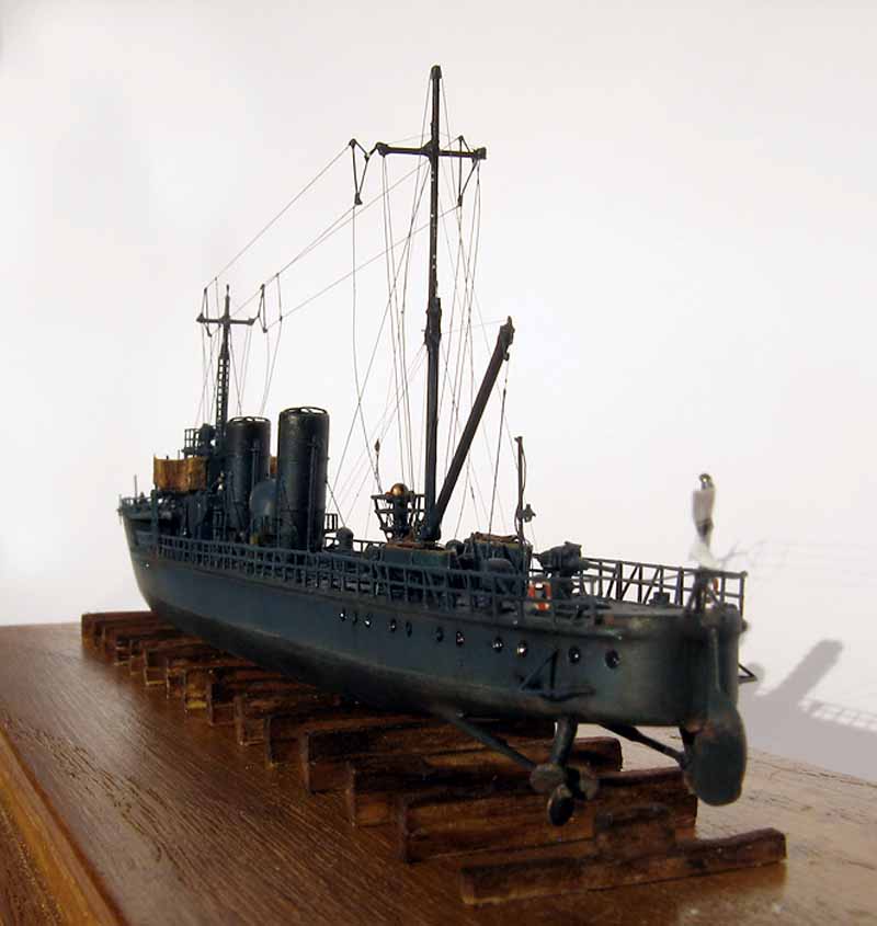 V105