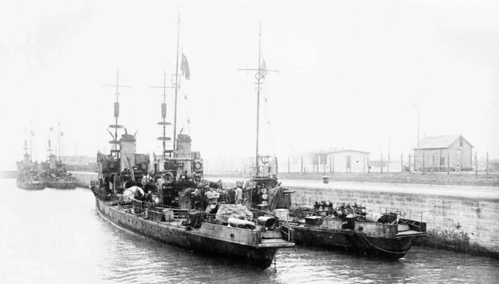 A25